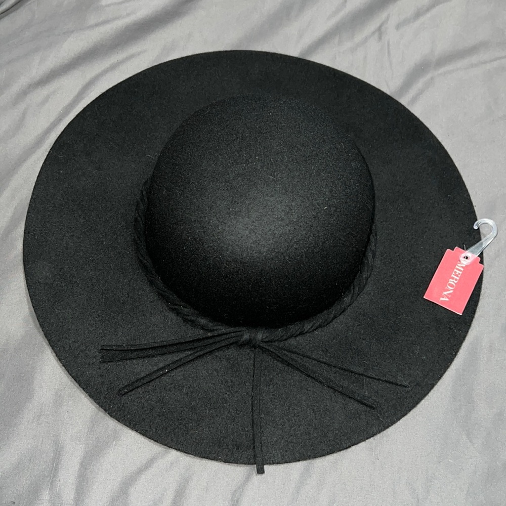 Wide Rim Hat